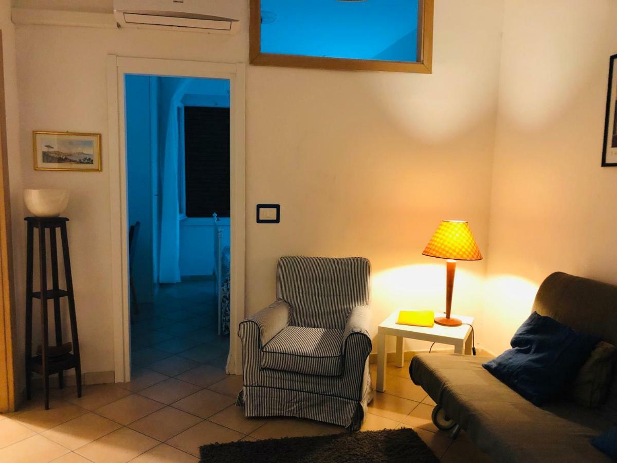Caio Asinio Appartamento Napoli